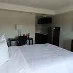 Red Roof Plus+ & Suites Erie